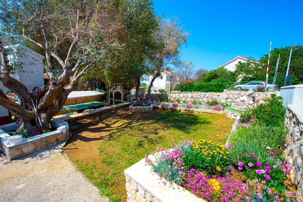 Garden Resort - Apartments Ruzmarin Potocnica المظهر الخارجي الصورة